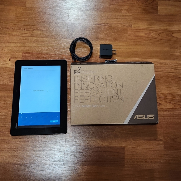 Asus MeMo Pad Smart ME301T, Blue, 1G DDR, 16GB EMMC, 802.11abgn, BT3.0, 1.25M/5M - Picture 2 of 6